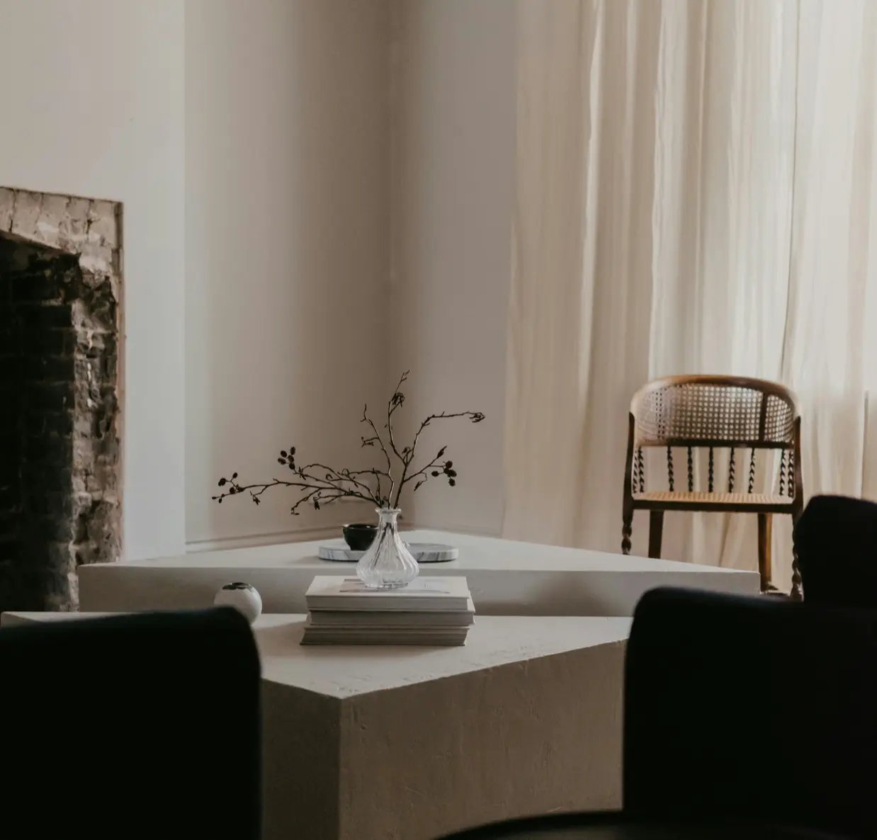 toa-heftiba-u4Gu0-rnCmk-unsplash-(1)